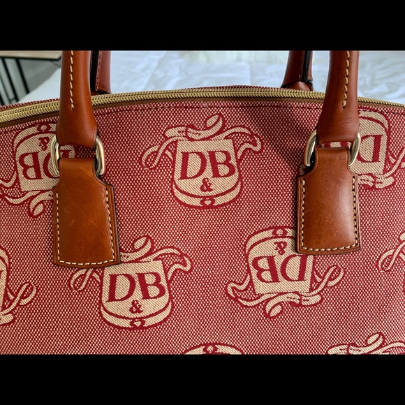 NEW AUTHENTIC DOONEY AND BOURKE WEEKENDER DUFFEL - Picture 2 of 8
